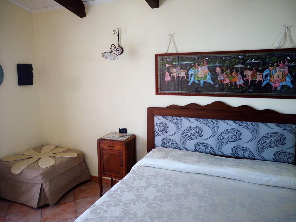 Villa Le Giare Ospitalita Diffusa อาเจโรลา ภายนอก รูปภาพ