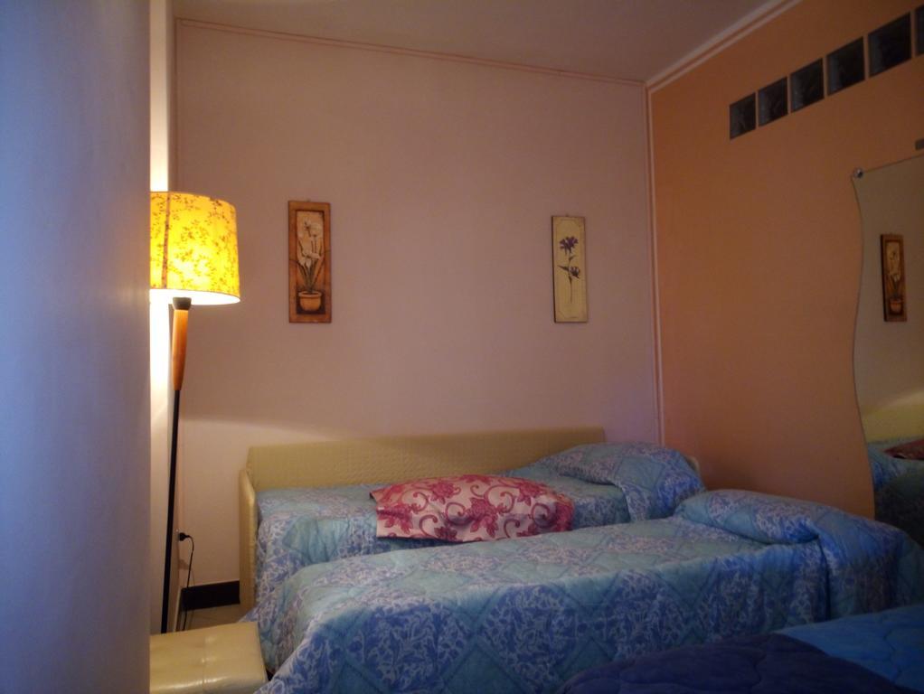 Villa Le Giare Ospitalita Diffusa อาเจโรลา ภายนอก รูปภาพ