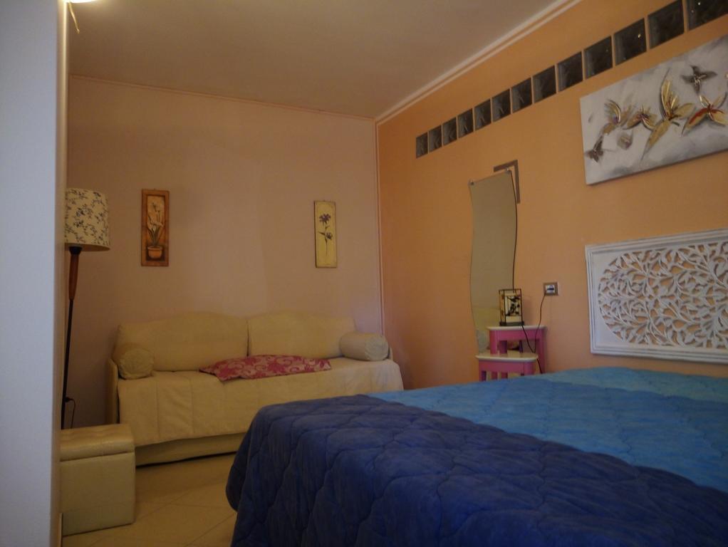 Villa Le Giare Ospitalita Diffusa อาเจโรลา ภายนอก รูปภาพ