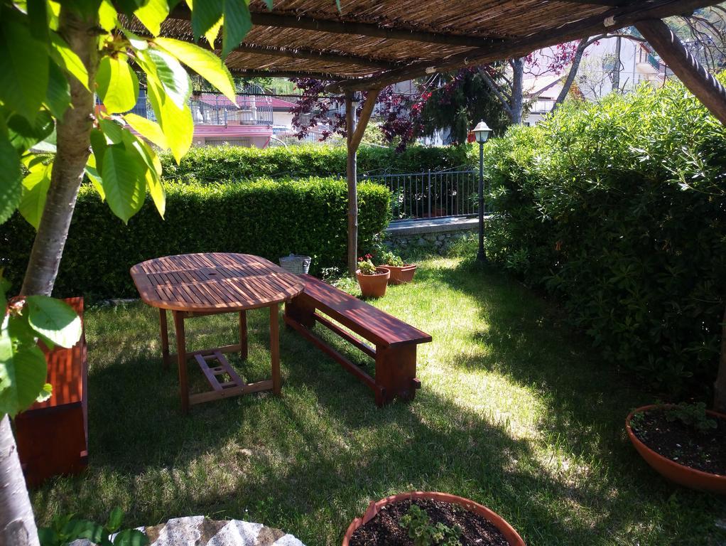 Villa Le Giare Ospitalita Diffusa อาเจโรลา ภายนอก รูปภาพ